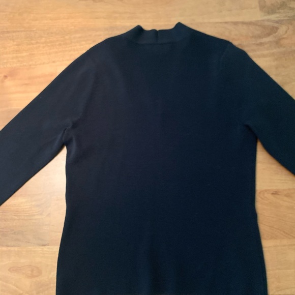 DUÉ per DUÉ Black Knit Top - Picture 2 of 3